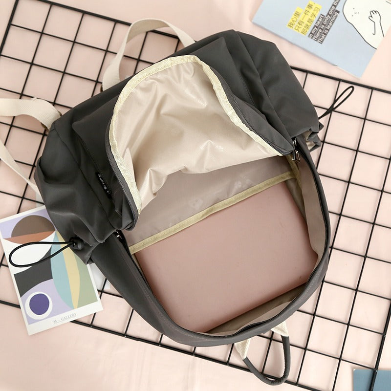 Practical backpack with innovative closure system Kalsten