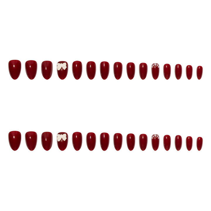 Elegant Artificial Nails Set with Decorative Accents Kalsten