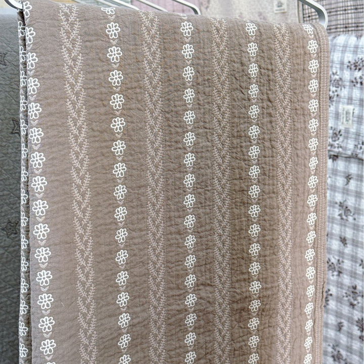 Ladies cuddly blanket with cute horse motif Kalsten