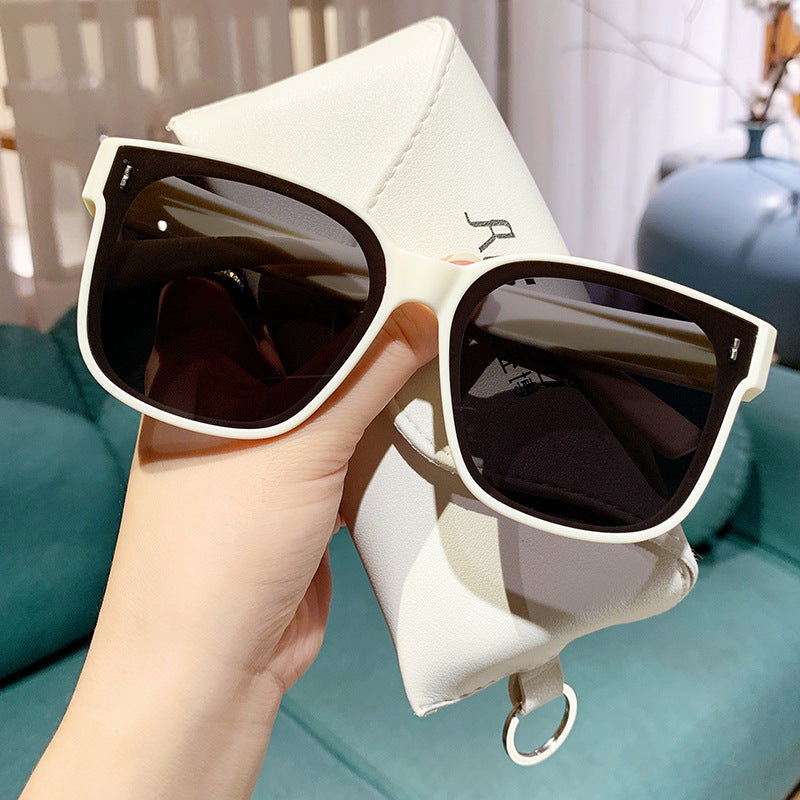 Women's Fashion Sunglasses in Trendy Square Design Kalsten