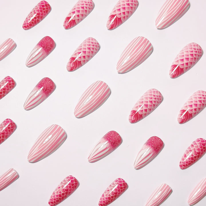 Intricate Scaled Nail Art Design Kalsten