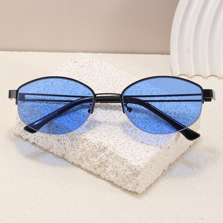 Fashionable glasses with elegant, oval shape Kalsten