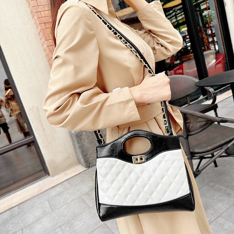 Chic Quilted Shoulder Bag