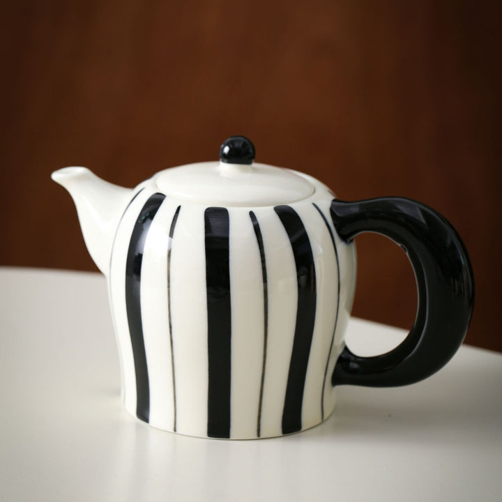 Ceramic Espresso Cup Set with Saucer and Elegant Vintage Handle