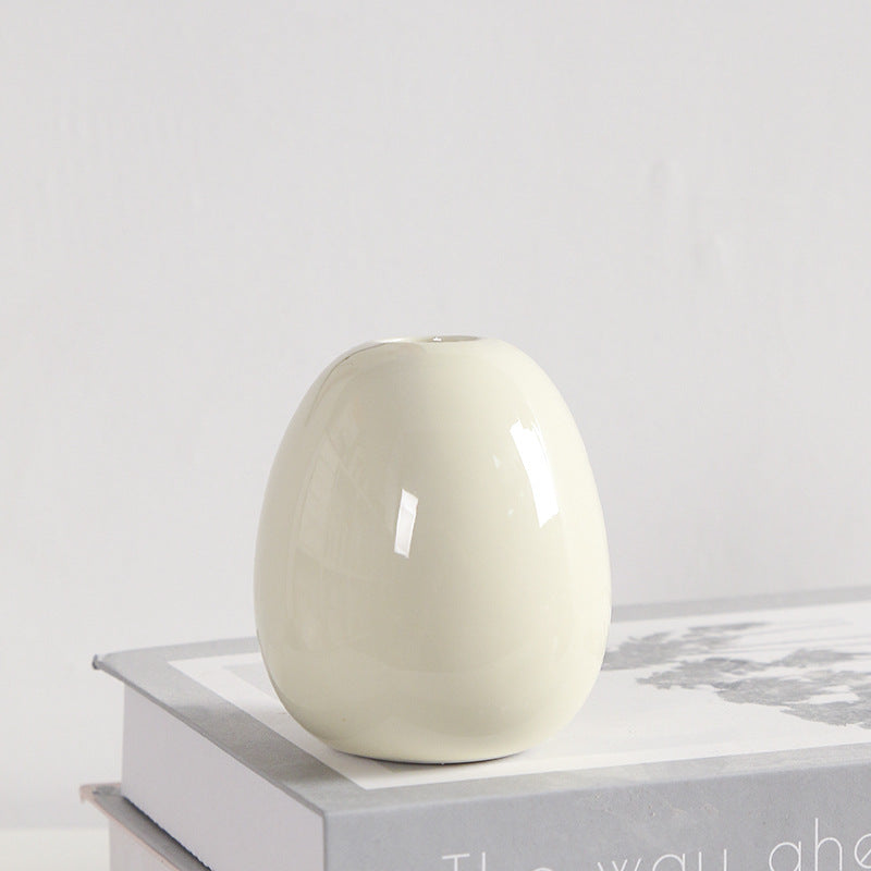 Artistic Ceramic Decorative Vase Kalsten