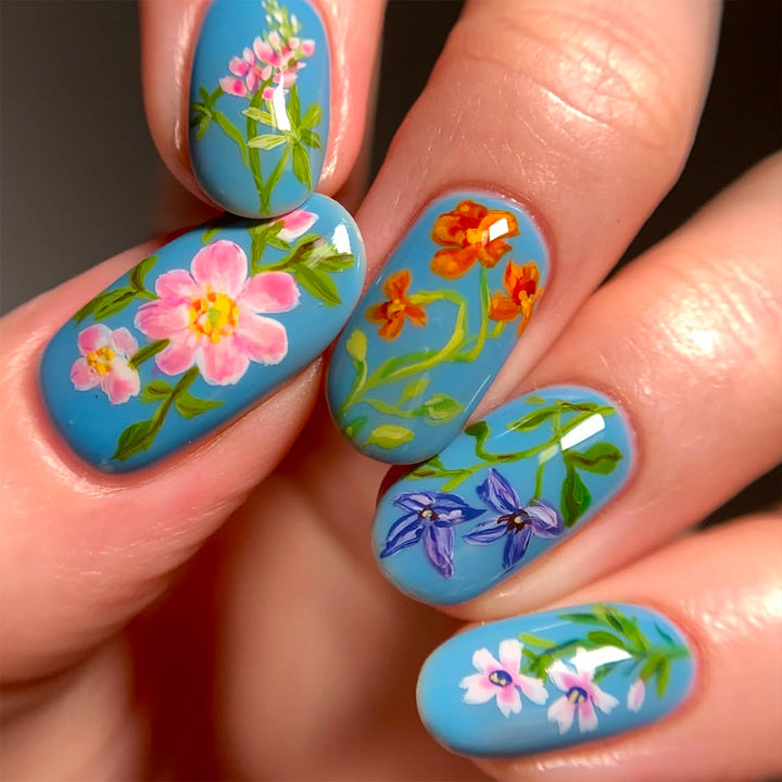Artificial nails with floral hand design Kalsten