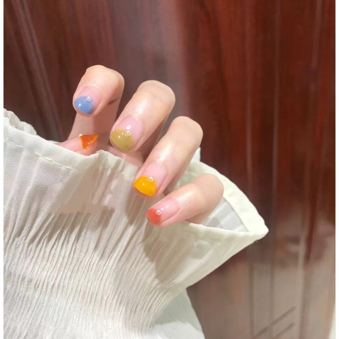 Creative artificial nails with geometric accents Kalsten