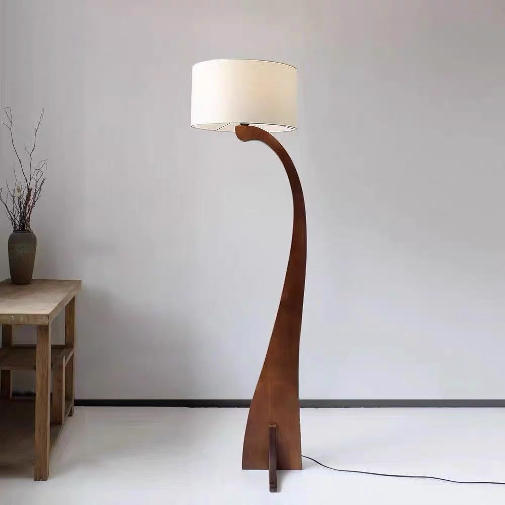 Elegant Curved Floor Lamp