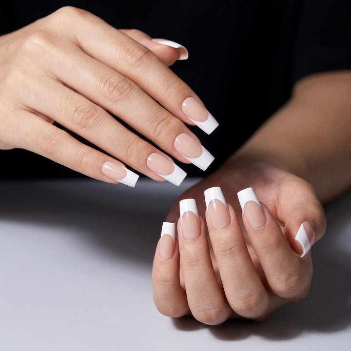 Stylish French Tip Press-On Nails Kalsten