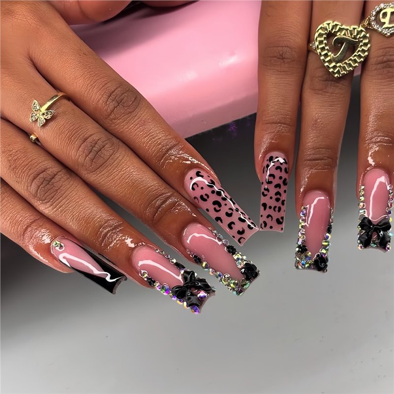 Glamorous Press-On Nail Art Set with Rhinestone and Leopard Accents Kalsten