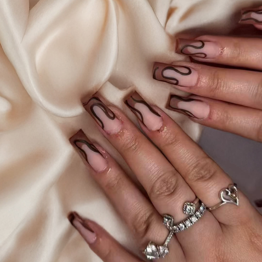Trendy Nail Art Kalsten