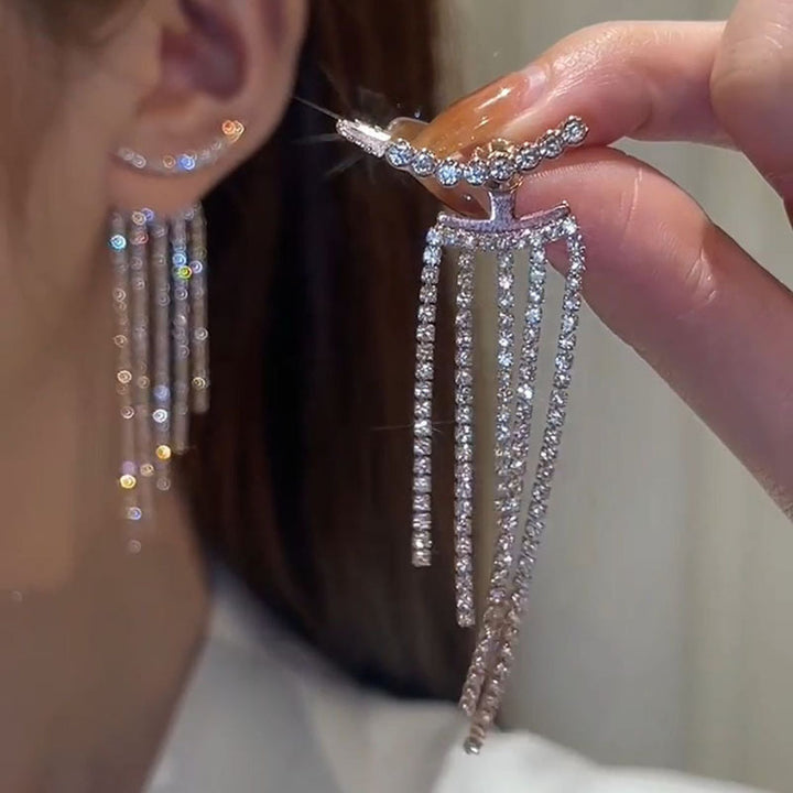 Sparkling earrings with drop design Kalsten