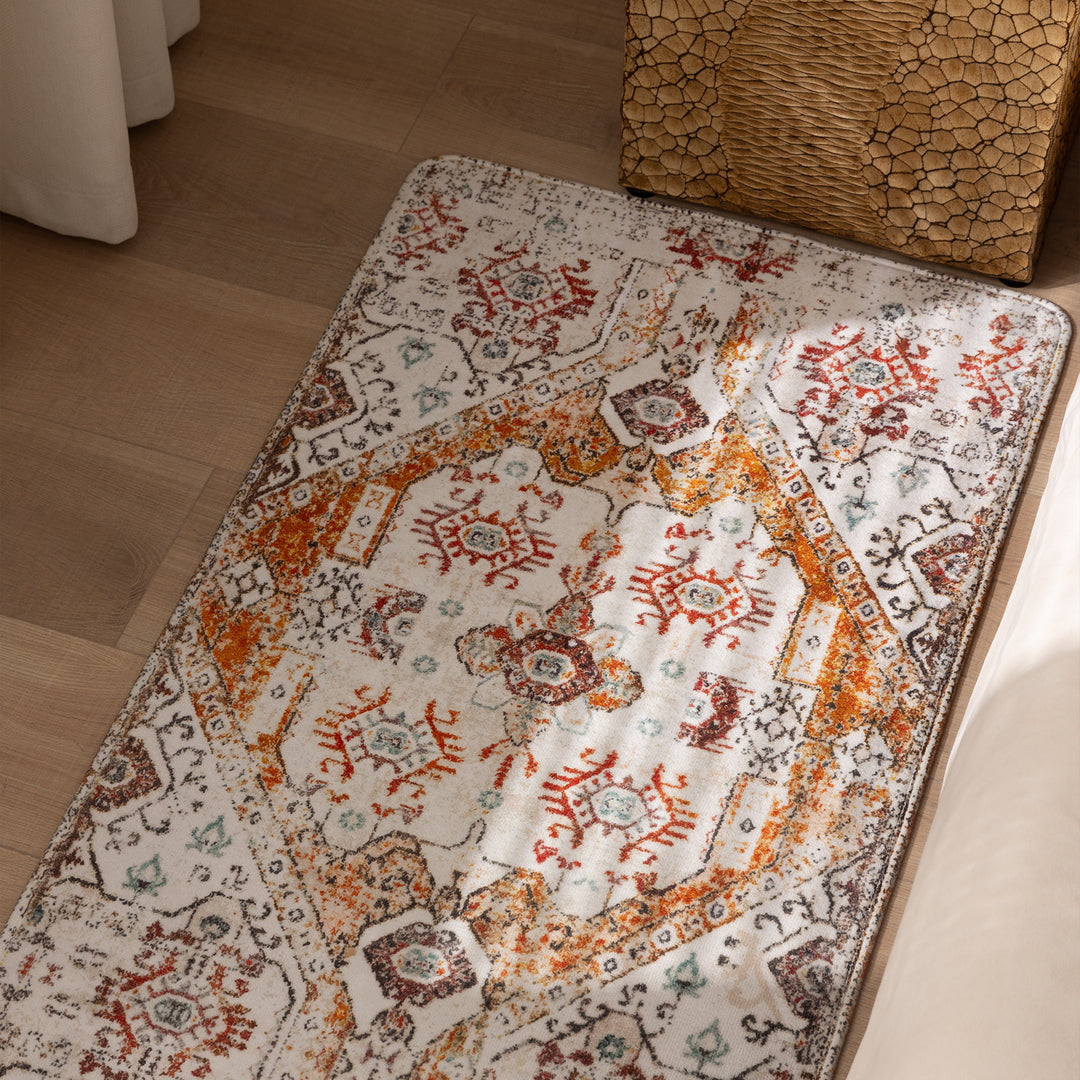 Oriental rug in Persian medallion style, machine-knotted short pile rug Kalsten
