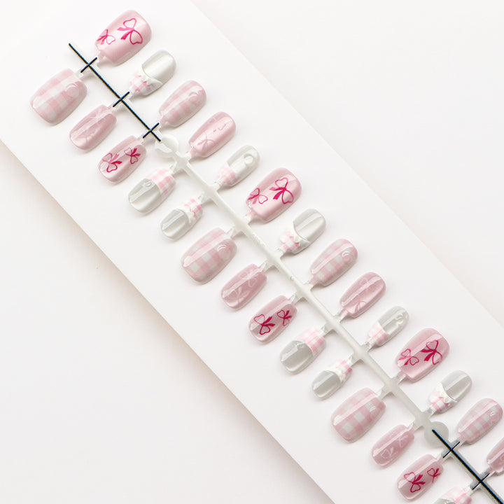 Elegant Bow-Embellished Press-On Nails