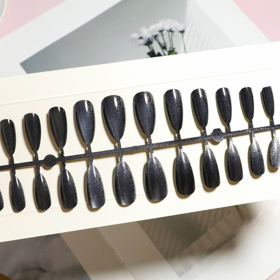 Premium Shimmering Press-On Nail Set Kalsten