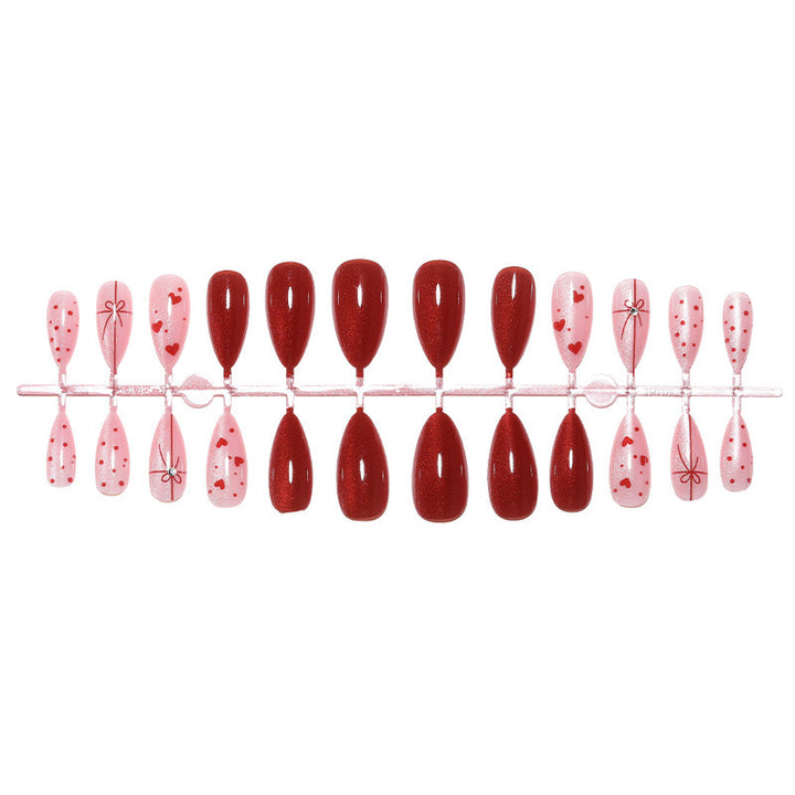 Artificial nail set with romantic heart and glitter designs Kalsten