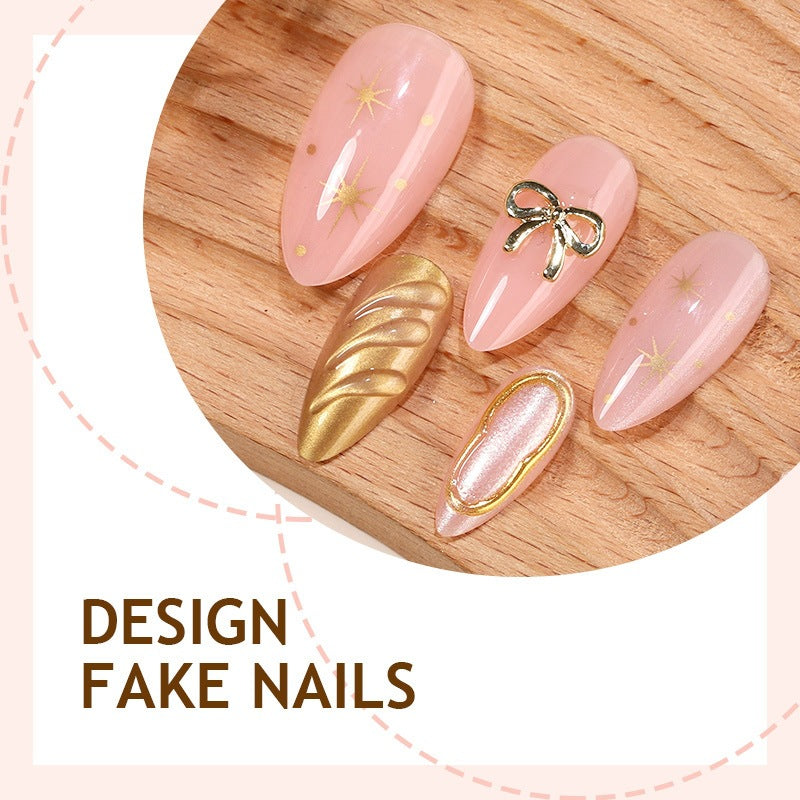 Artificial nail set with luxurious designs and glamorous accents Kalsten