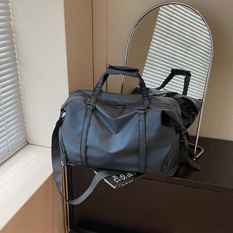 Sporty Travel Bag With Maximum Functionality Kalsten