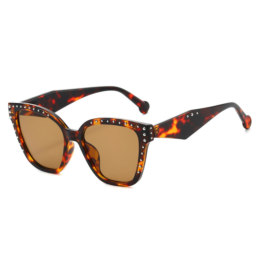 Oversized Fashion Cat-Eye Sunglasses with Rhinestone Details Kalsten