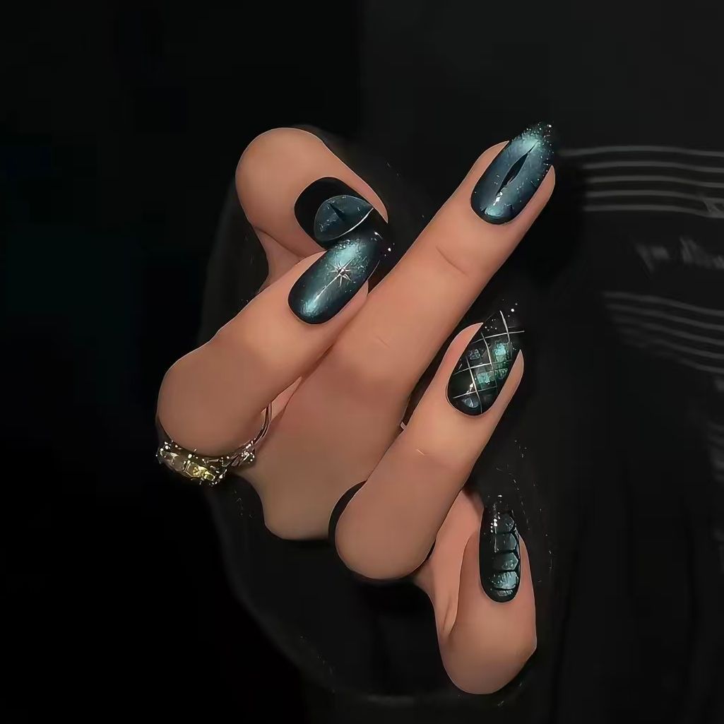 Decorative Nail Art Kalsten