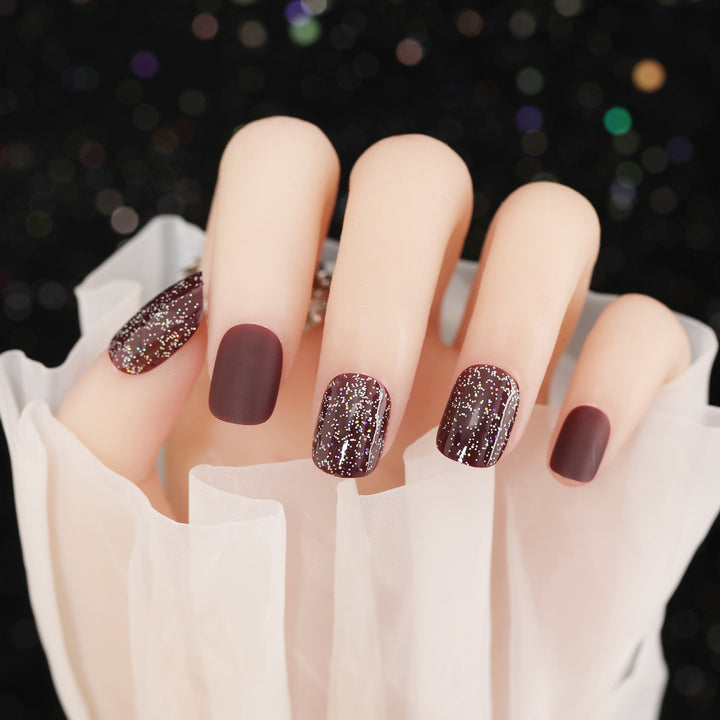 Glittering Press-On Nail Set