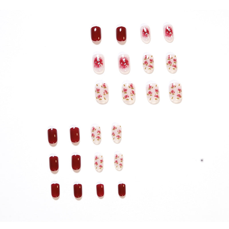 Artful nail art with elegant floral design Kalsten