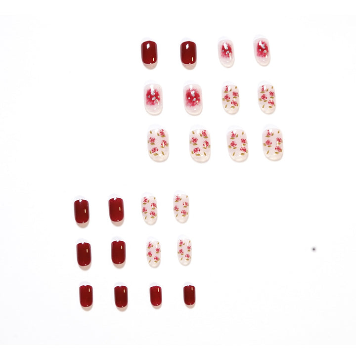 Artful nail art with elegant floral design Kalsten