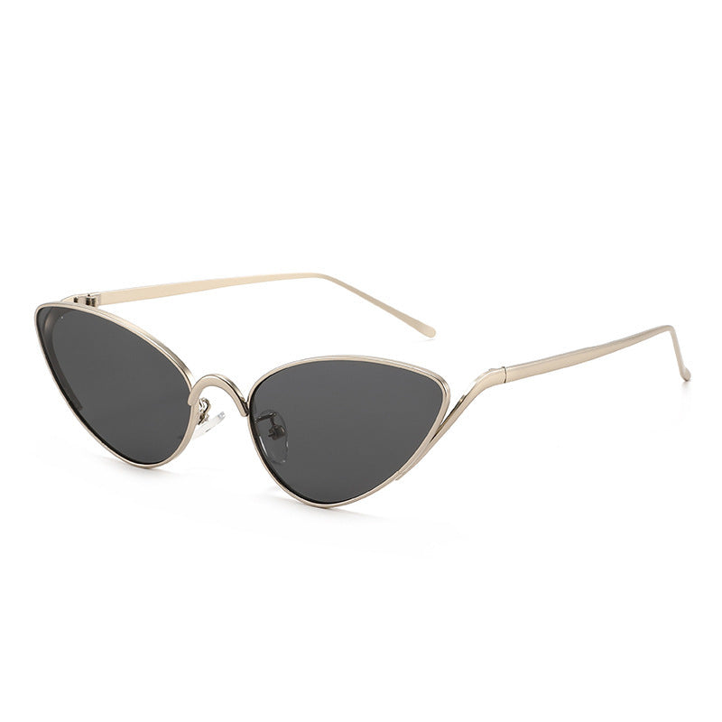 Stylish Cat-Eye Sunglasses with Lightweight Frame Kalsten