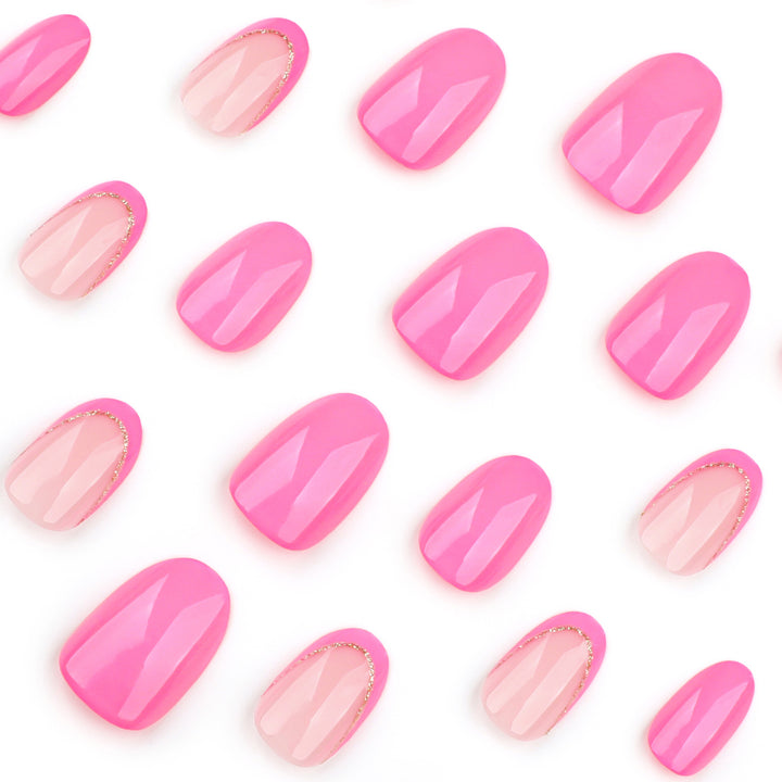 Artful nail art with elegant glitter accents Kalsten