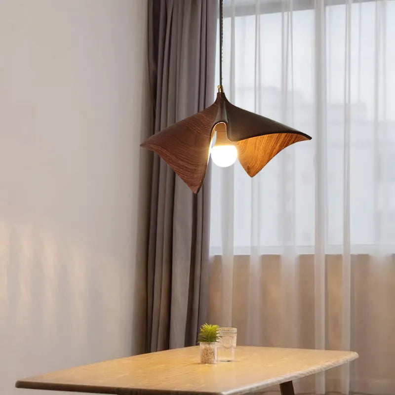 Artistic Leaf-Shaped Pendant Light