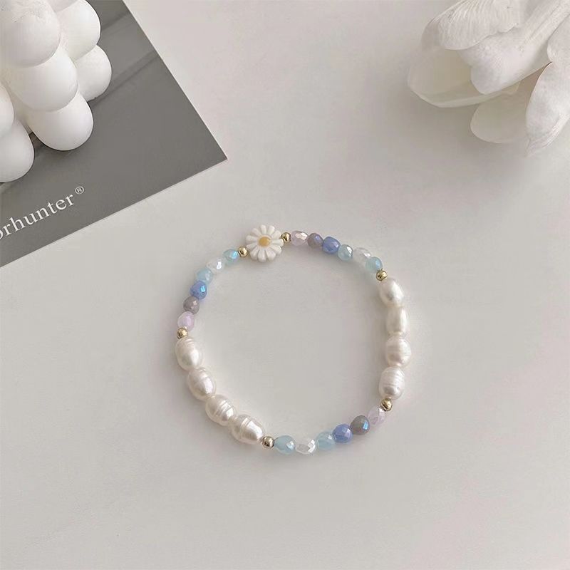 Elegant Beaded Necklace Kalsten