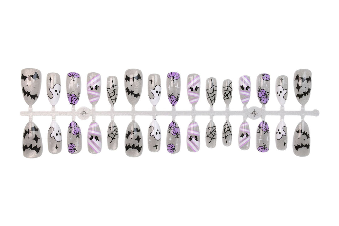 Artificial nail set with spooky Halloween designs Kalsten