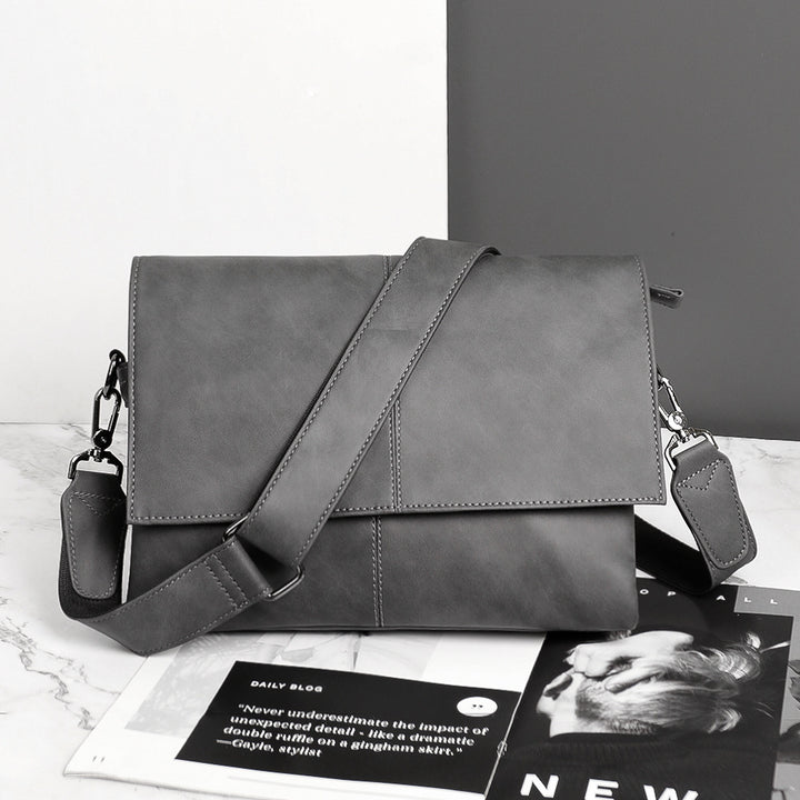 Elegant Clutch in Modern Design Kalsten