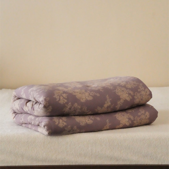 Children's bedding set made of cotton percale with fine floral block print