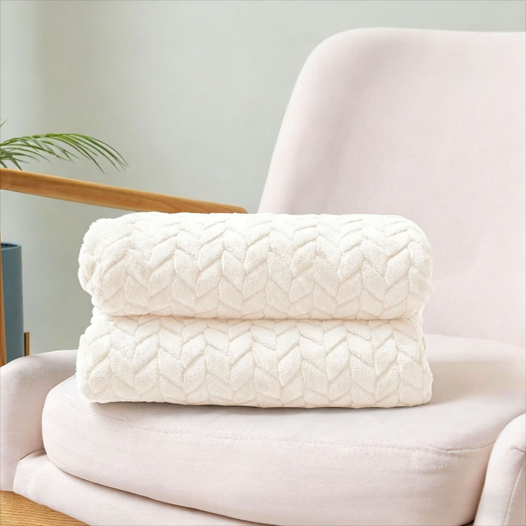 Chevron Patterned Plush Throw Blanket