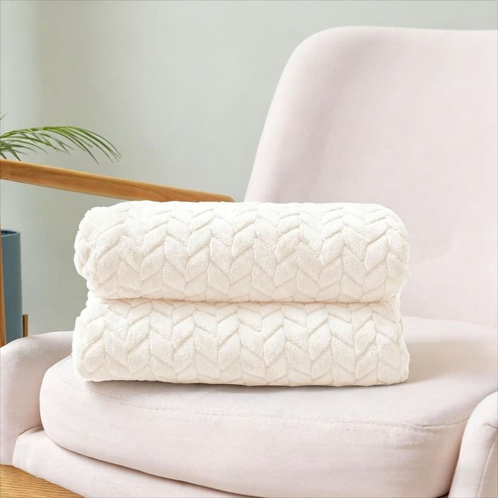Chevron Patterned Plush Throw Blanket