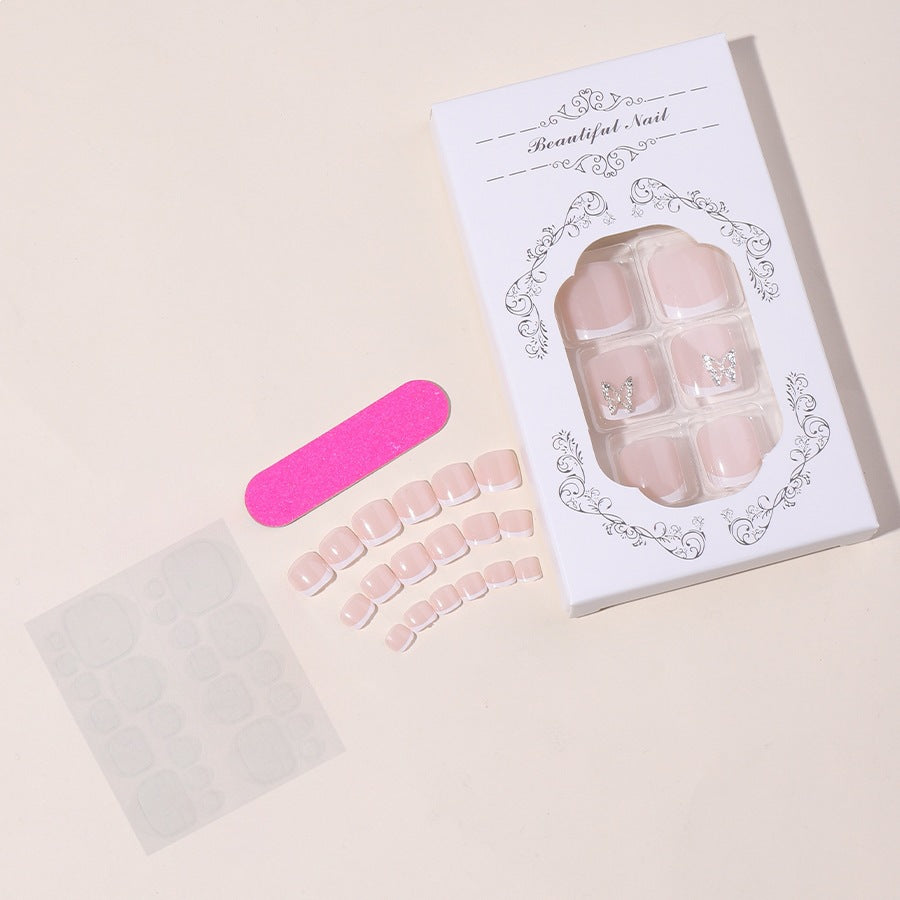 Artificial nail set with delicate decorations and glitter designs Kalsten