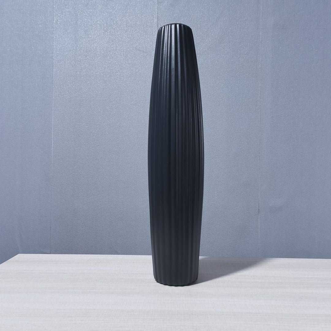 Elegant Tall Decorative Ribbed Vase Kalsten