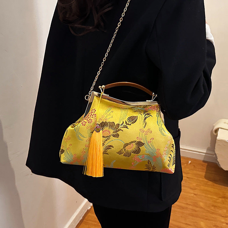Elegant Floral Handbag