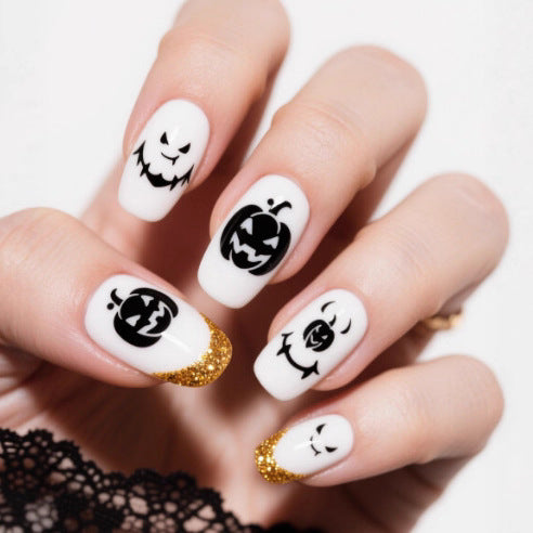 Halloween-Themed Decorative Nail Enhancements Kalsten