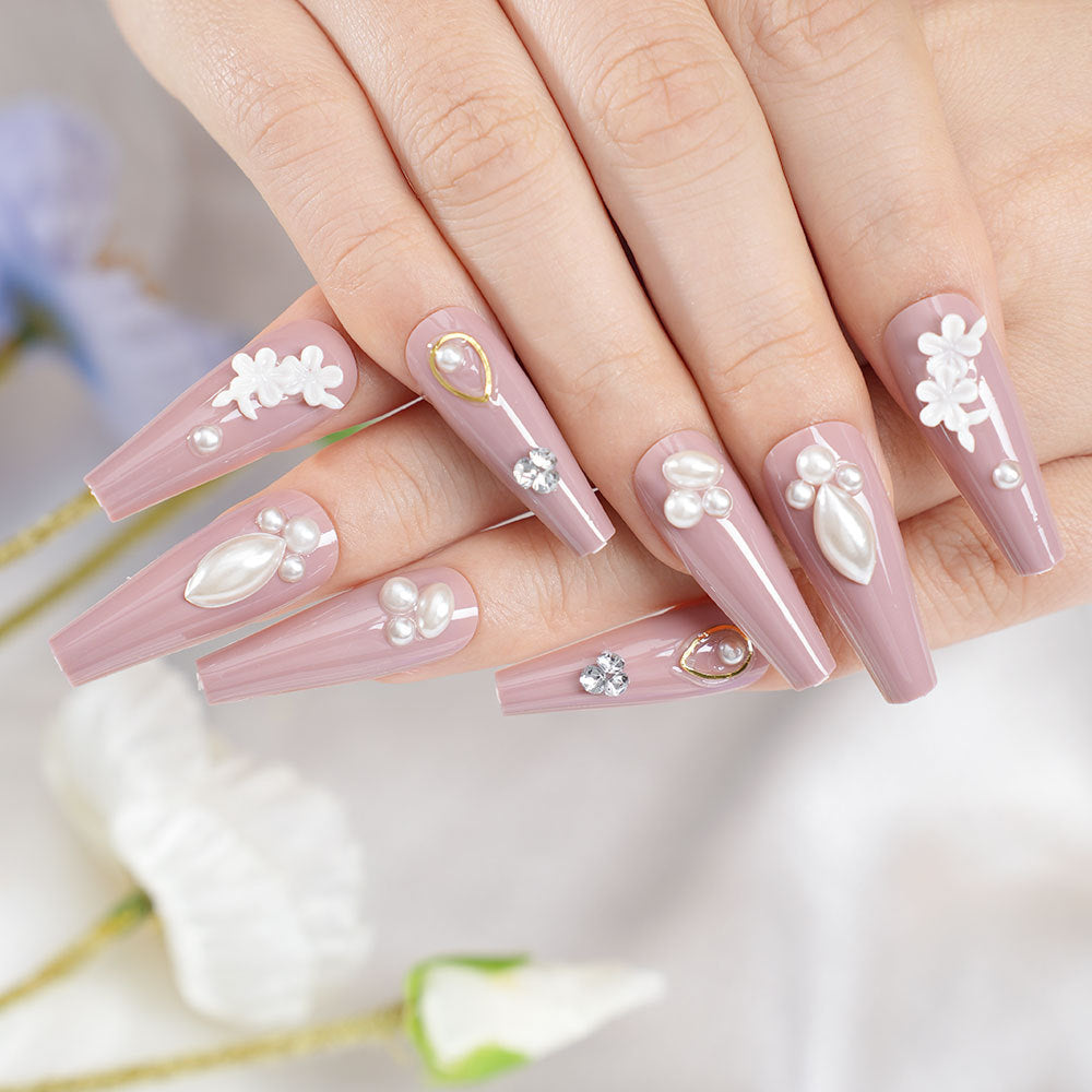 Decorative Press-On Nail Set Kalsten