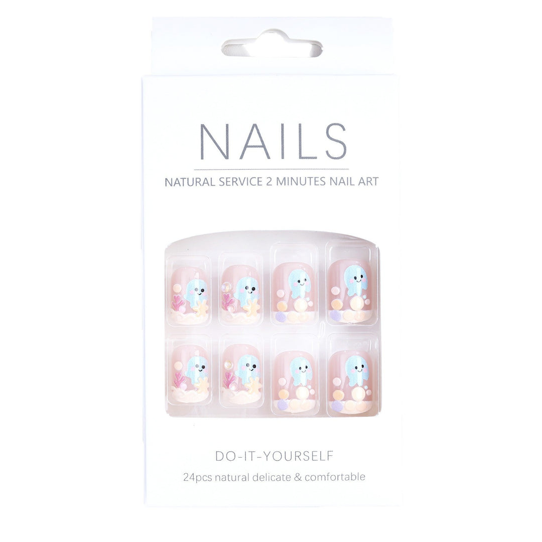 Nails in maritime themes with 3D applications Kalsten