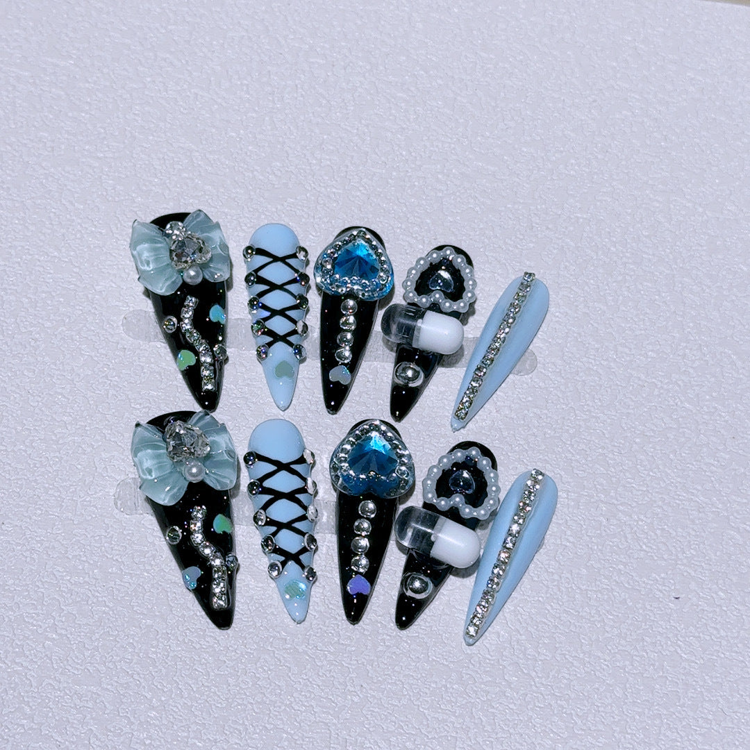 Glamorous Nail Art Extensions