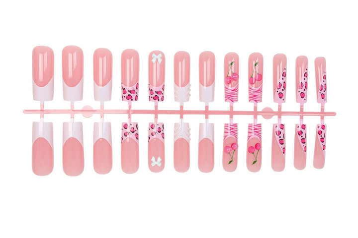 Nail art set with playful motifs Kalsten