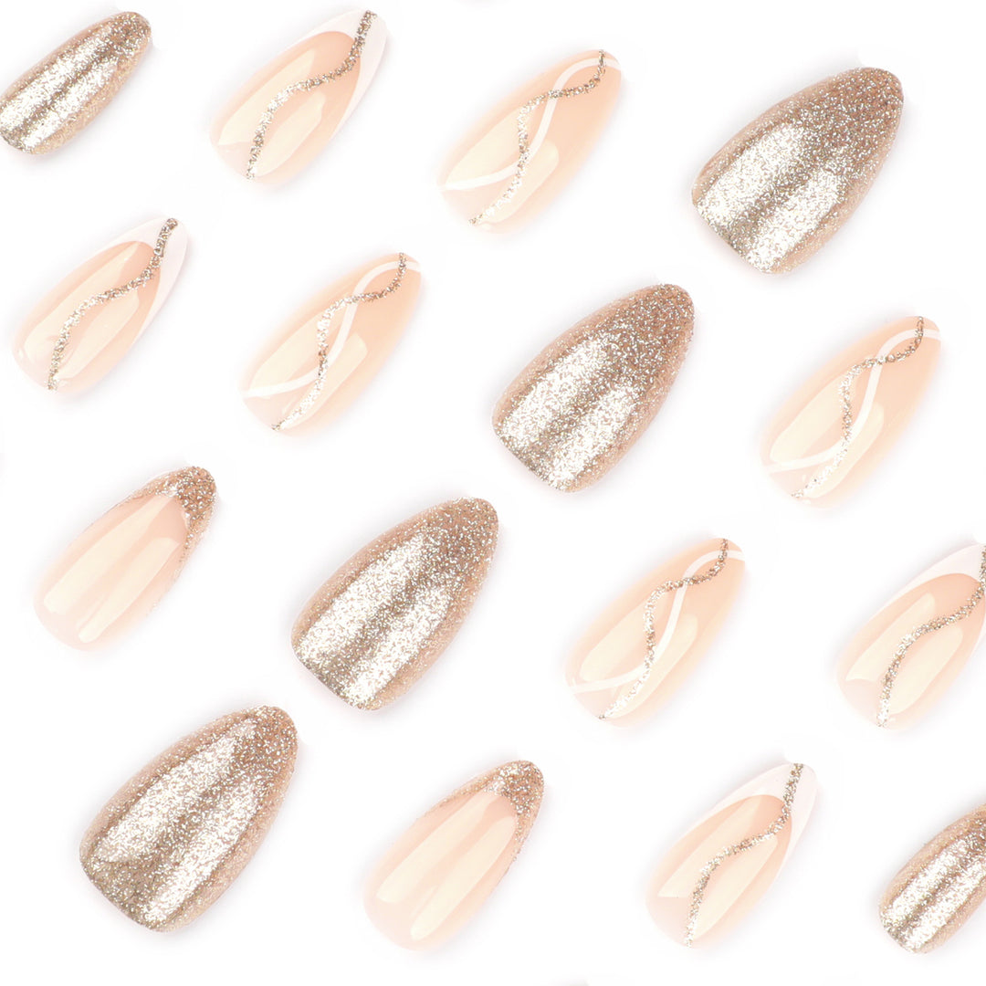 Artful nail art with elegant gold design Kalsten