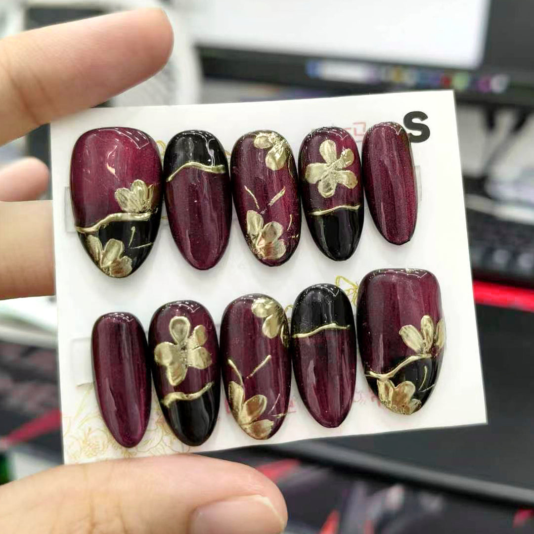 Floral and Glossy Press-On Nail Art Set Kalsten