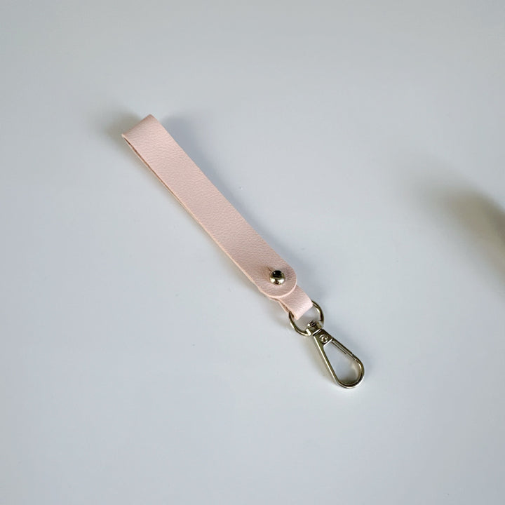 Elegant Leather Key Strap Kalsten