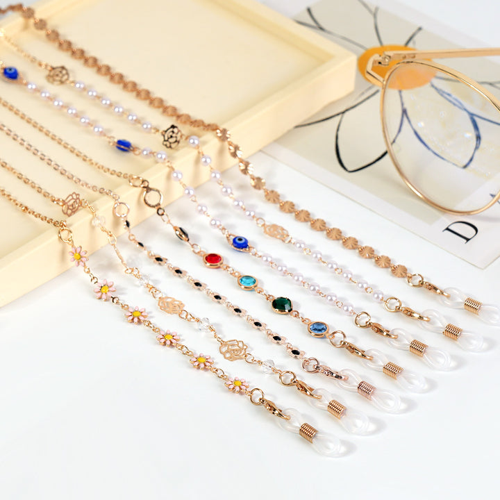 Luxurious Crystal-Embellished Eyewear Chain Kalsten
