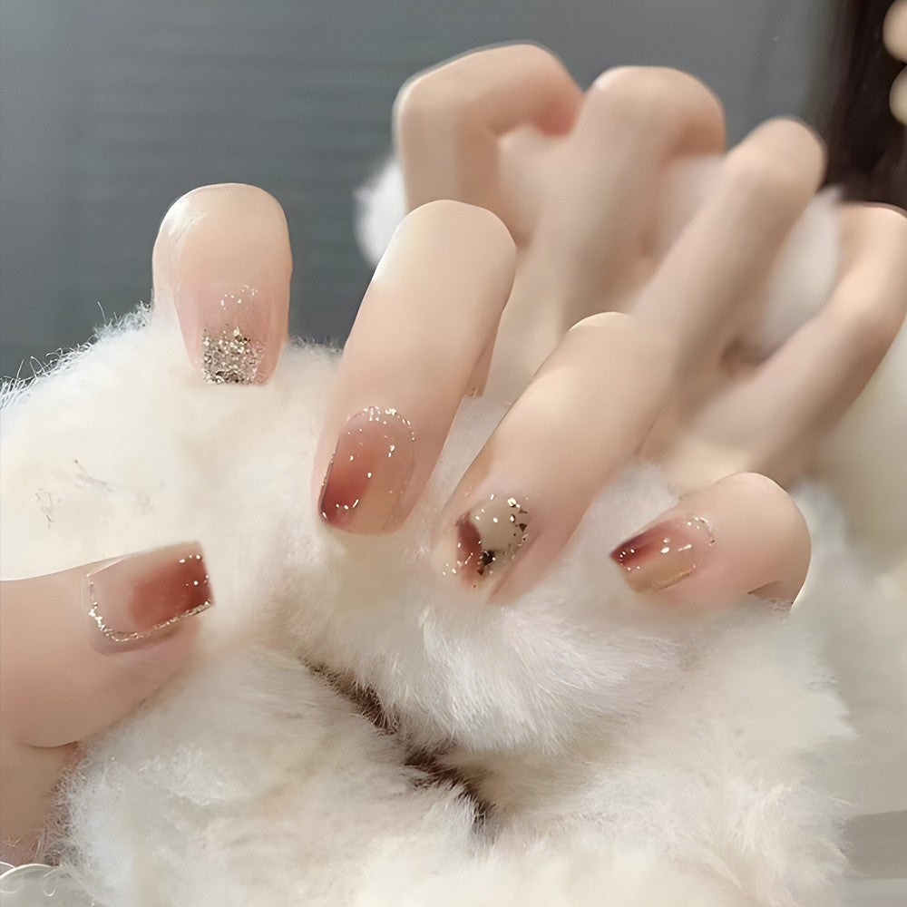 High-gloss artificial nails with rose effect Kalsten