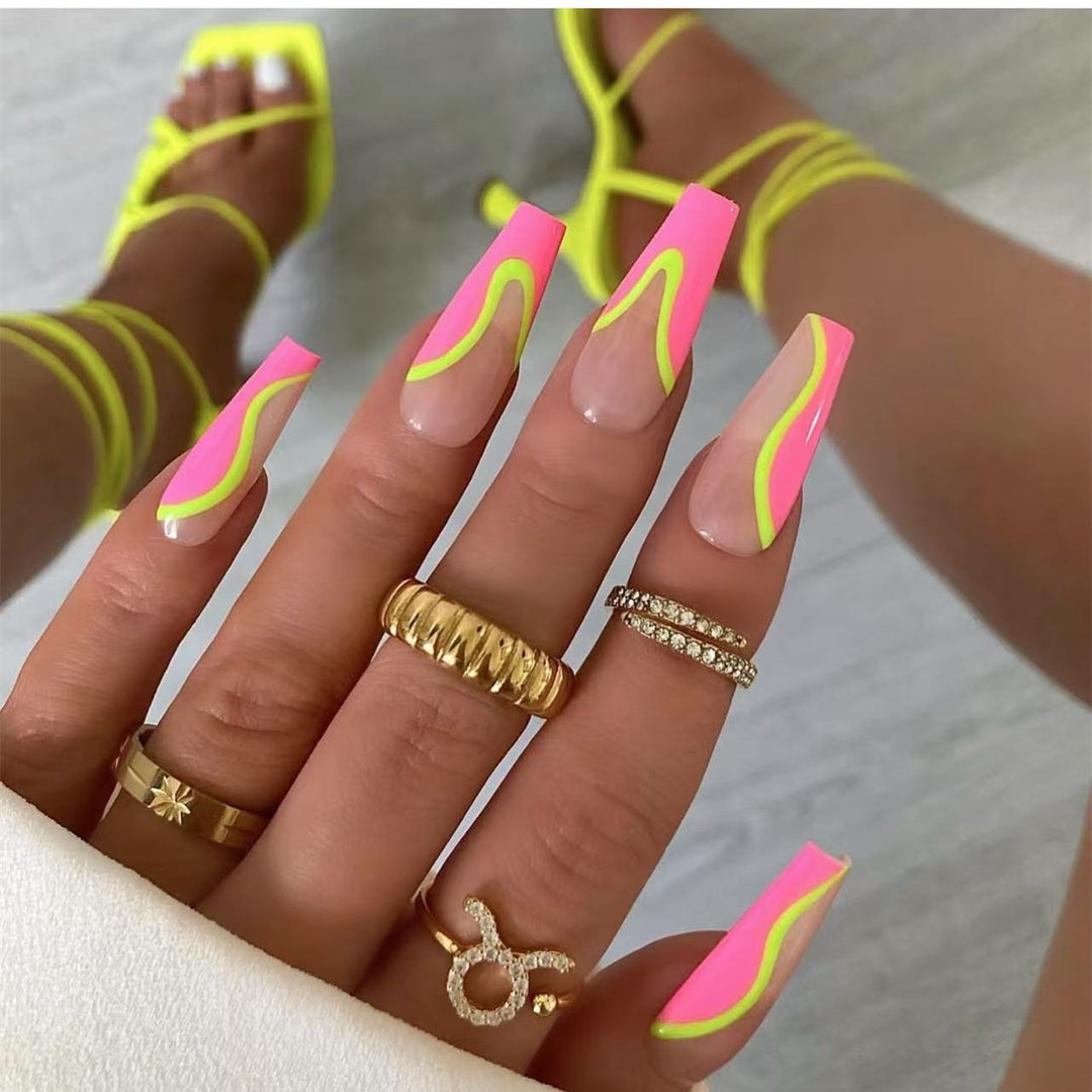 Artistic Gradient Press-On Nail Tips
